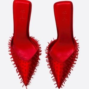 IN SEARCH OF Hanifa Lyra Mules in Sz 8